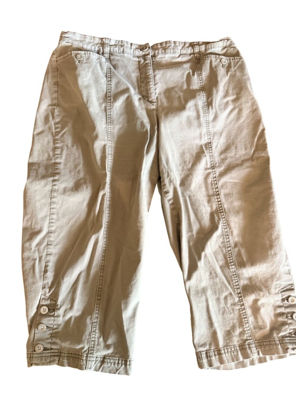 Karen Scott Womens Sage Green Capri Pants Size 16 W/Button Accents &Frnt Pockets